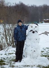 Лев Киселев. Персональный сайт. Егор со снеговиком